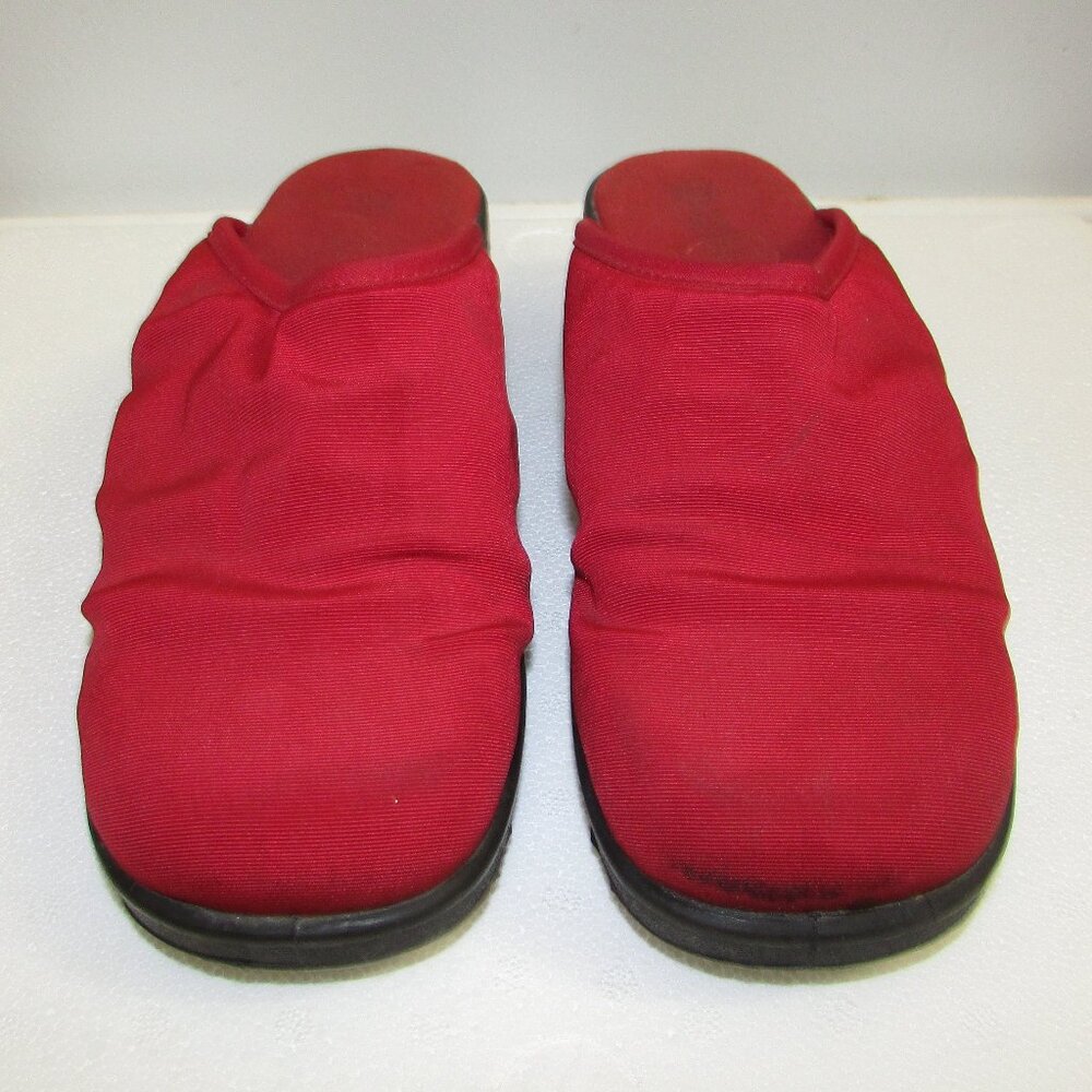 Predictions Red Slides Mules - 6.5